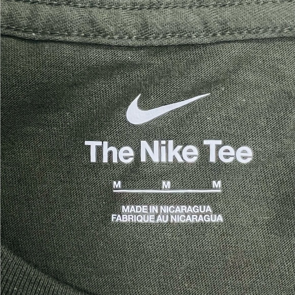 Nike Dri-Fit Men's BV0625-380 Sportswear Graphic Logo T-Shirt Olive Green Size M - Picture 7 of 8